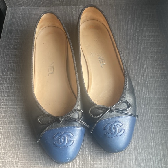Authentic Chanel ballerina flats - Picture 2 of 9